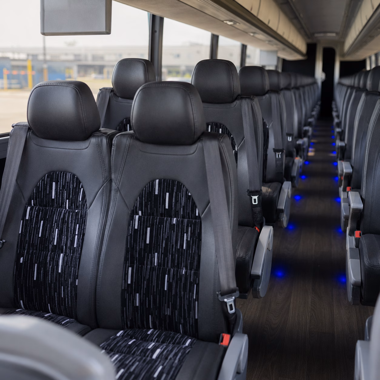 louisville bus rental service area