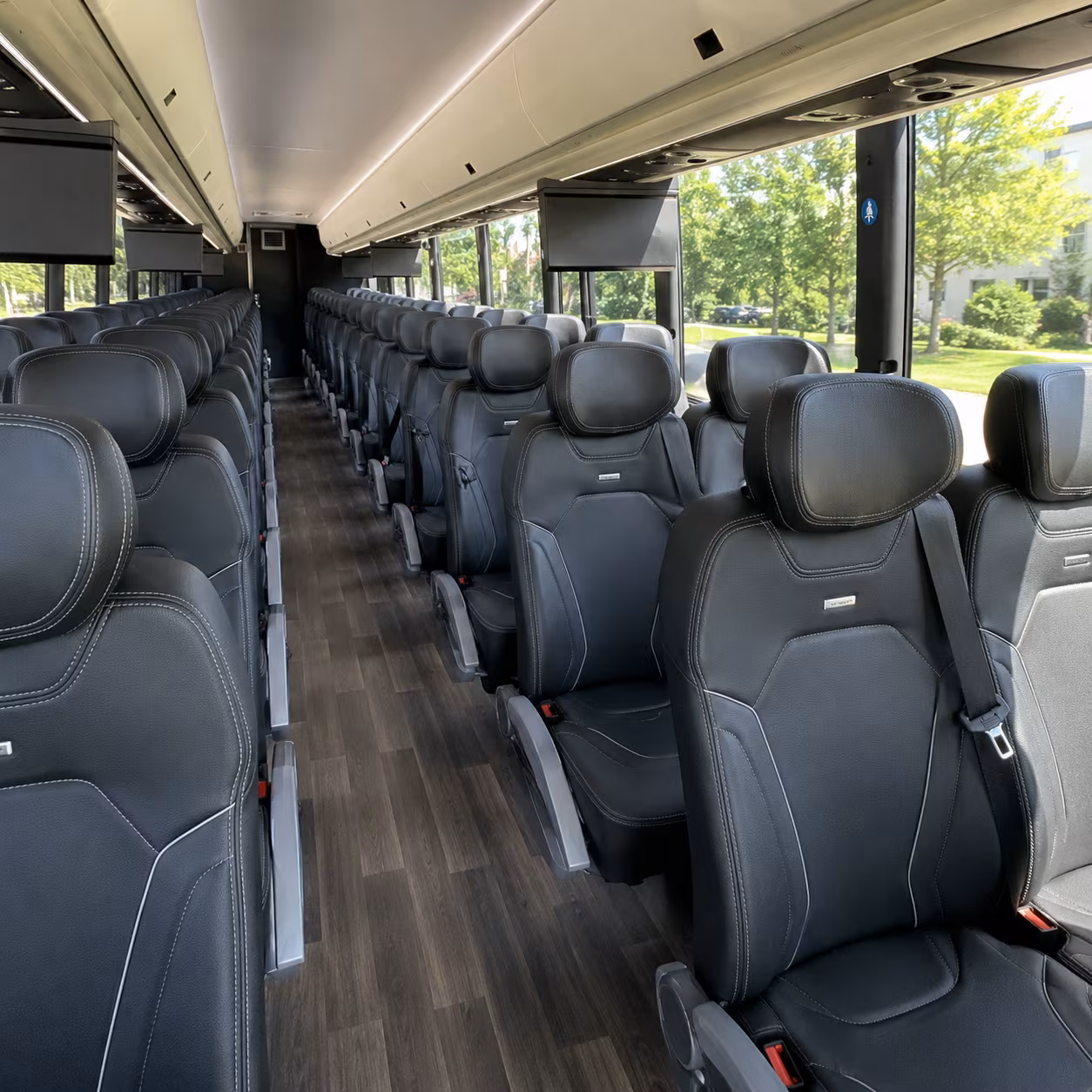 louisville charter bus hero 2